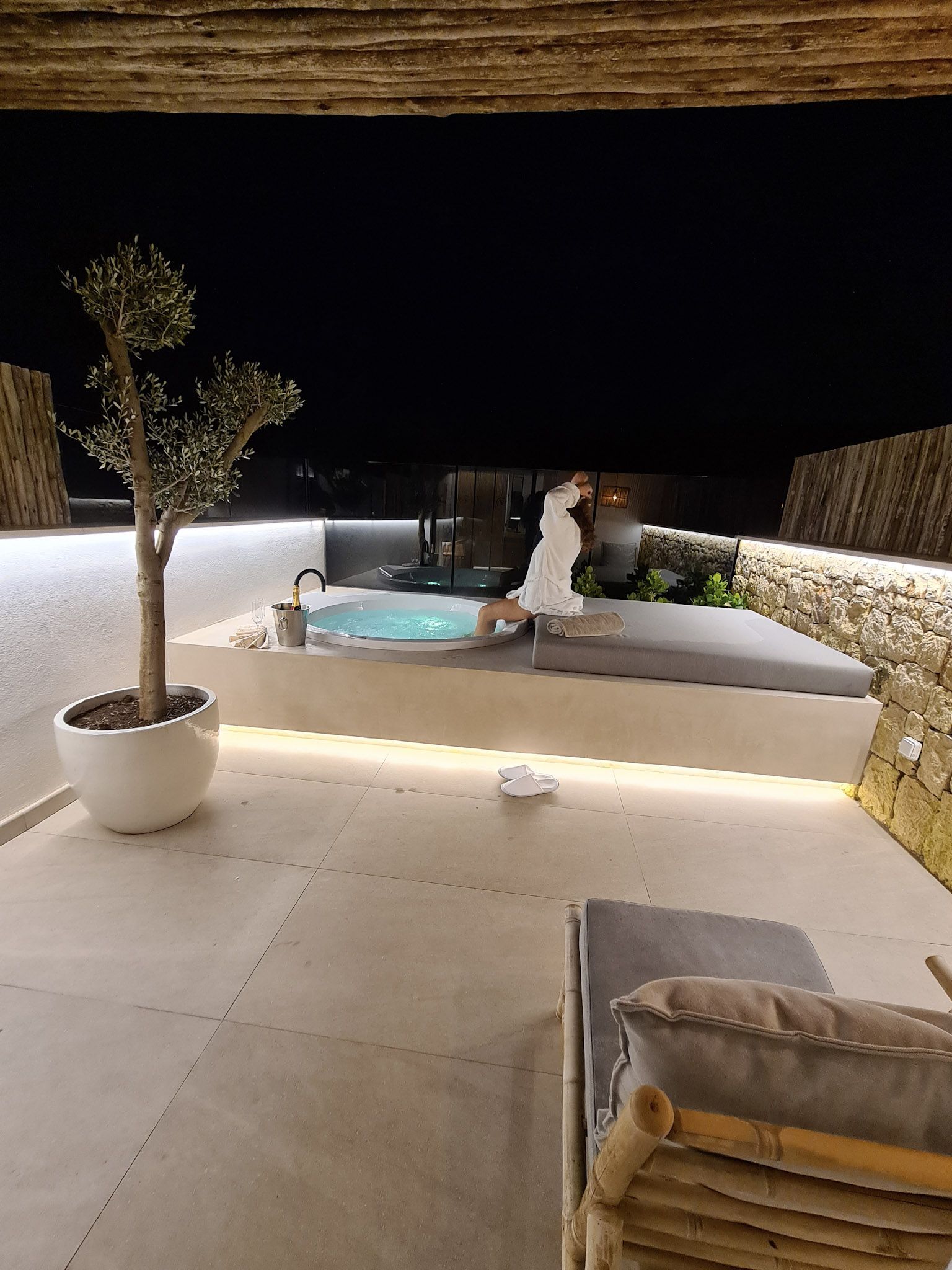 Hotel S´Estancia Suites 